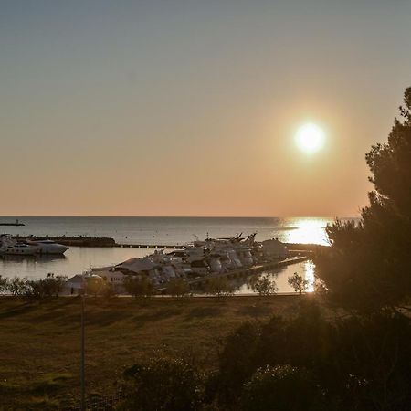 Palazzo Rainis Hotel & Spa - Small Luxury Hotel - Adults Only Novigrad Istria Exteriör bild
